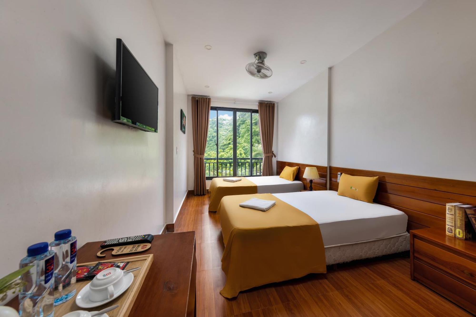 Catba Backpackers Hostel & Pool Bar Chan Chau Bagian luar foto